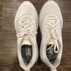 Skechers White Athletic Sneakers W 9